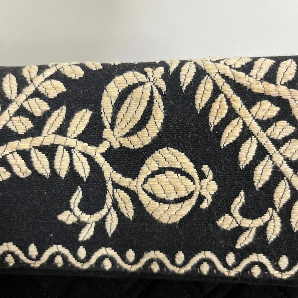 Vera Bradley Juliet Gala Shoulder‎ Bag Black Quilted Floral Embroidered Boho